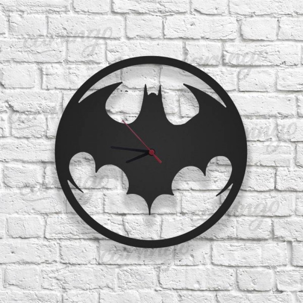 Batman Logolu Ahşap Duvar Saati