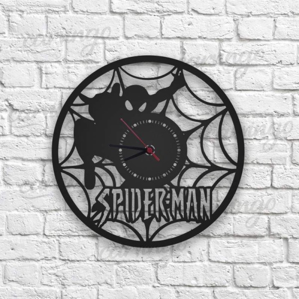Spiderman Figürlü Ahşap Duvar Saati