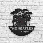 The Beatles Rainy Day Figürlü Ahşap Duvar Saati